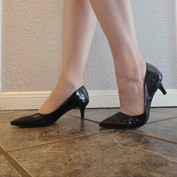 Dexflex Comfort Black Patent Leather Pumps Heels Size 8 - Picture 4 of 5